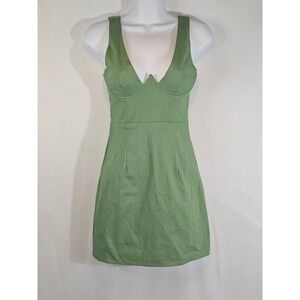 Sky to Moon Junior's Green Mini Dress Size Small Runs Small Build in Bra